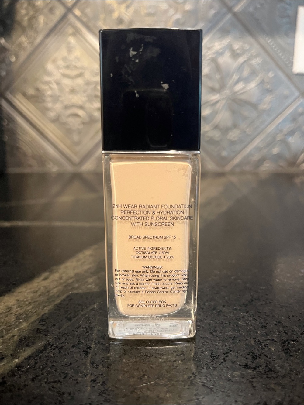 Dior Forever Skin Glow Foundation — Light Beige Shade - Picture 2 of 2